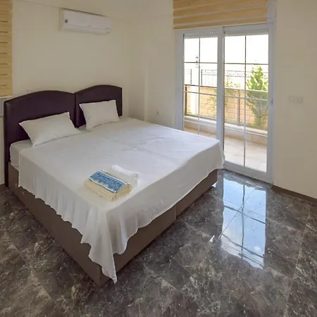 Eight Bedroom By Summer Homes Belek