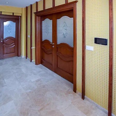 Eight Bedroom By Summer Homes
