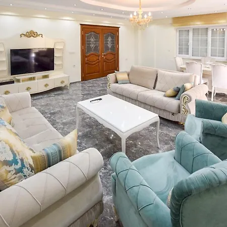 Eight Bedroom By Summer Homes *